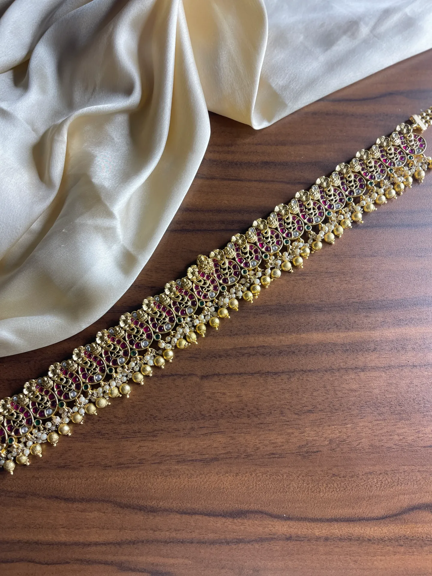 Floral Design Hipchain-HB064