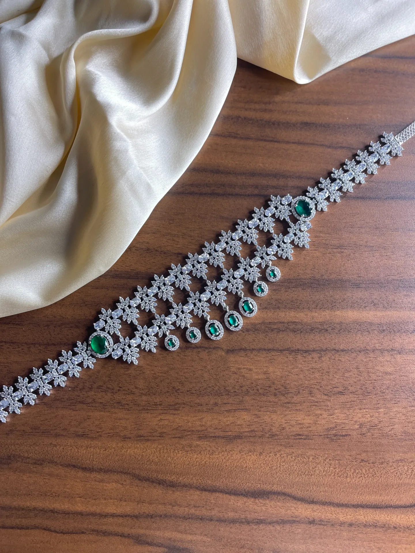 [HB073] AD Green Stone Floral Hipchain -HB073