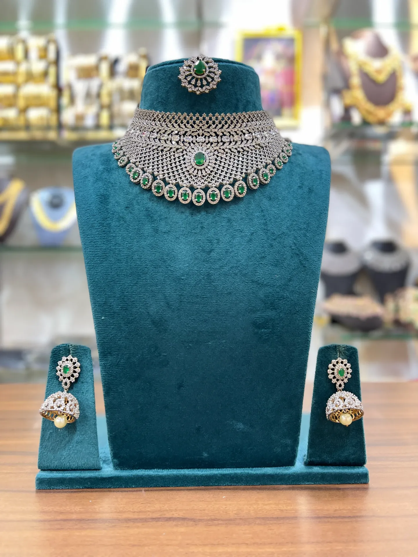 Full AD White Stone Choker Set-CHK023