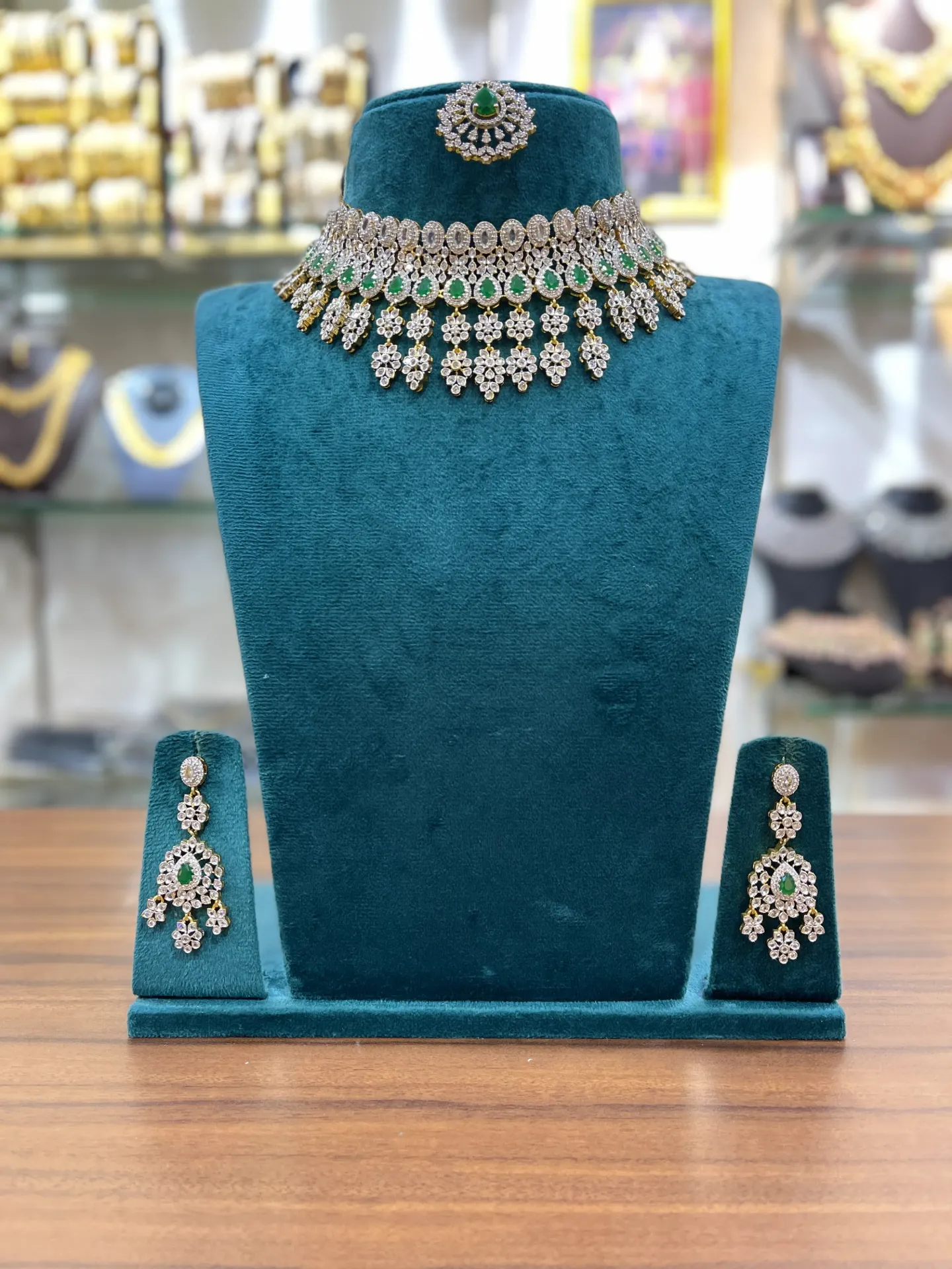 Floral Design And Green Stone Choker Set-CHK024