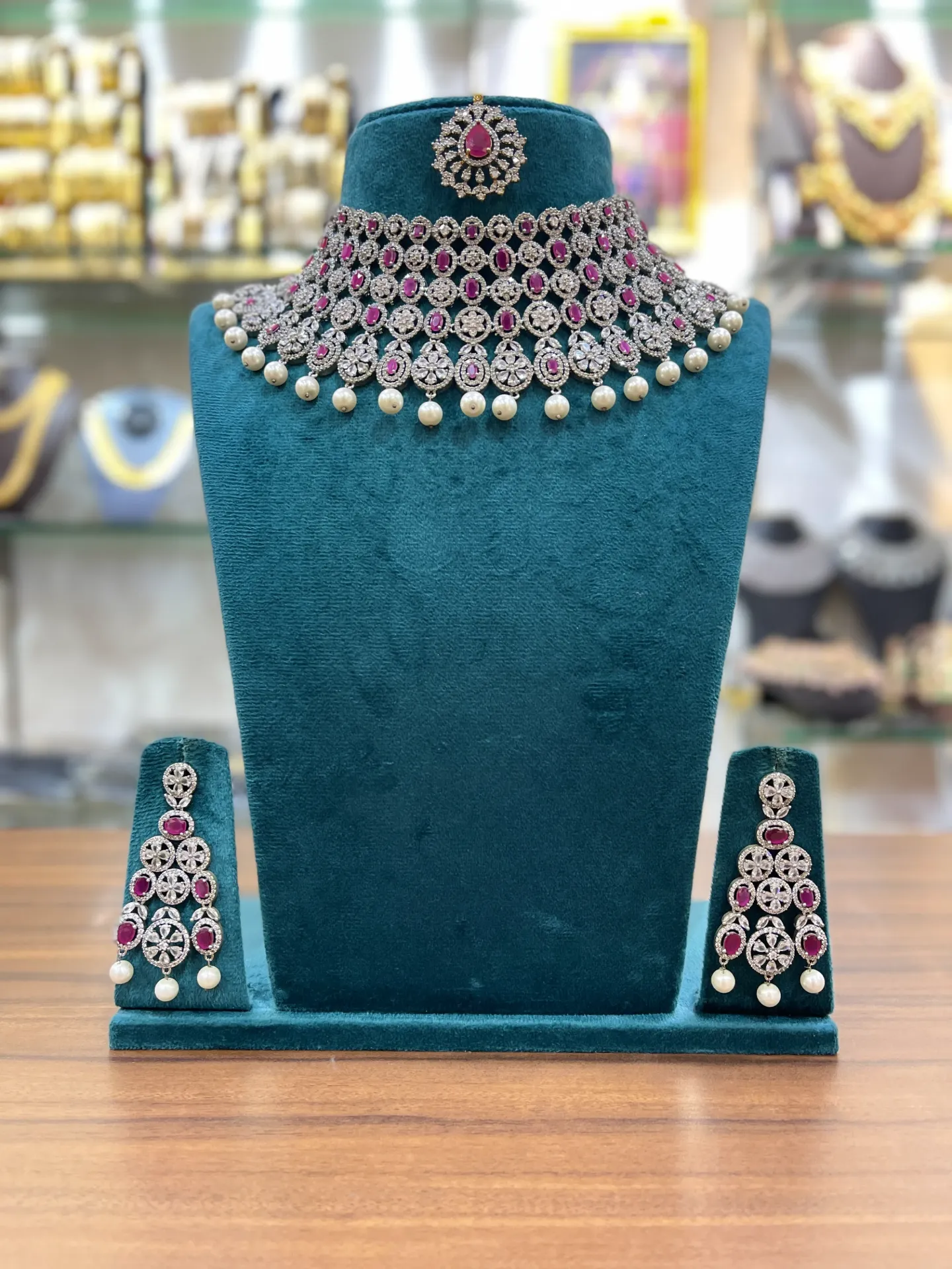 [CHK039] AD Pink And White Stone Choker With Matching Earings And Tikka -CHK039