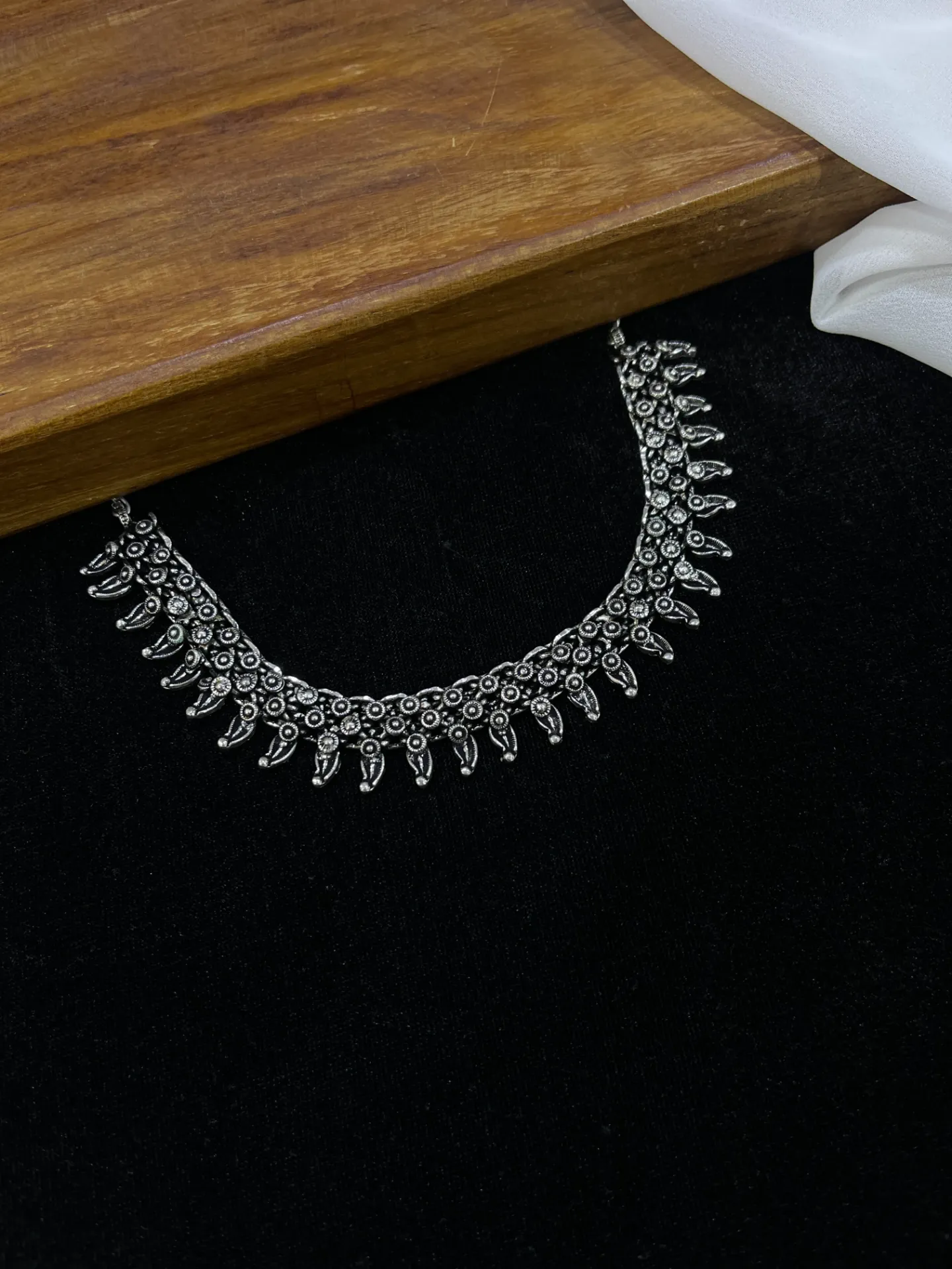 Oxidised Manga Design Necklace -N01