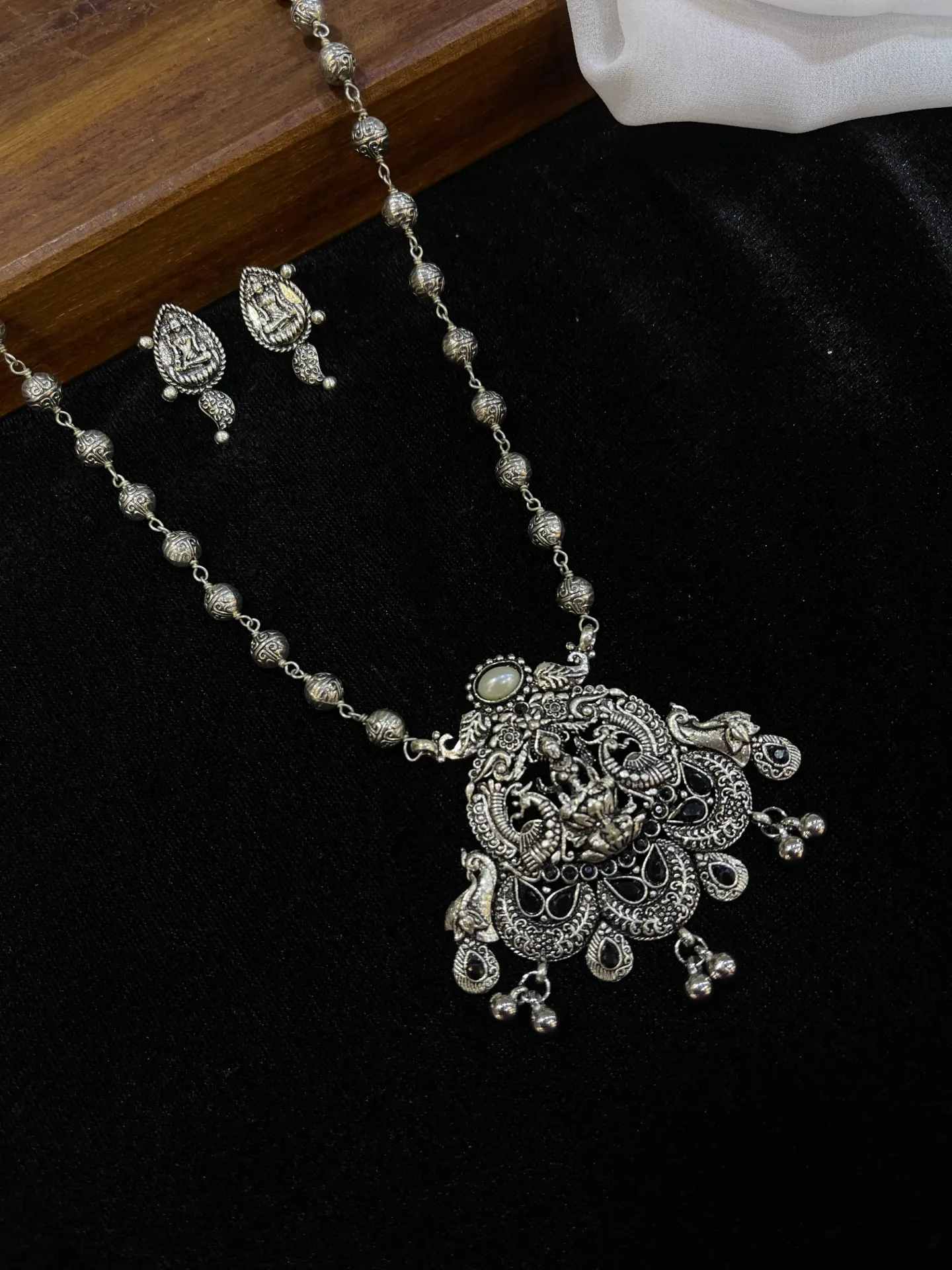 [Necklace28] Lakshmi Pendent Oxidised Necklace With Earrings-N28