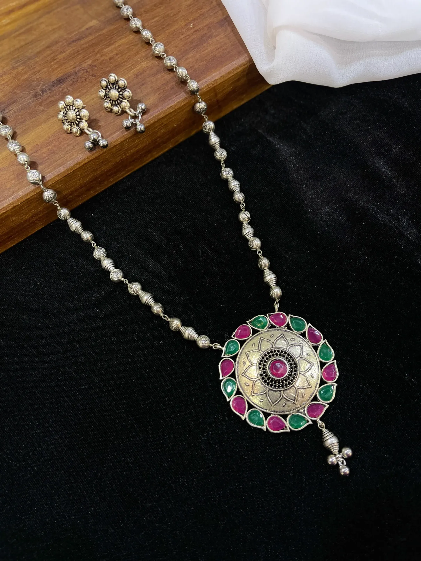 Chakra Design Oxidised Chain - N34