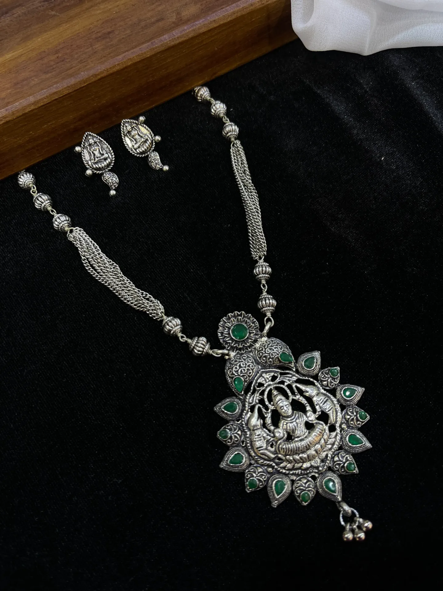 [Necklace49] Lakshmi And Peacock-N49