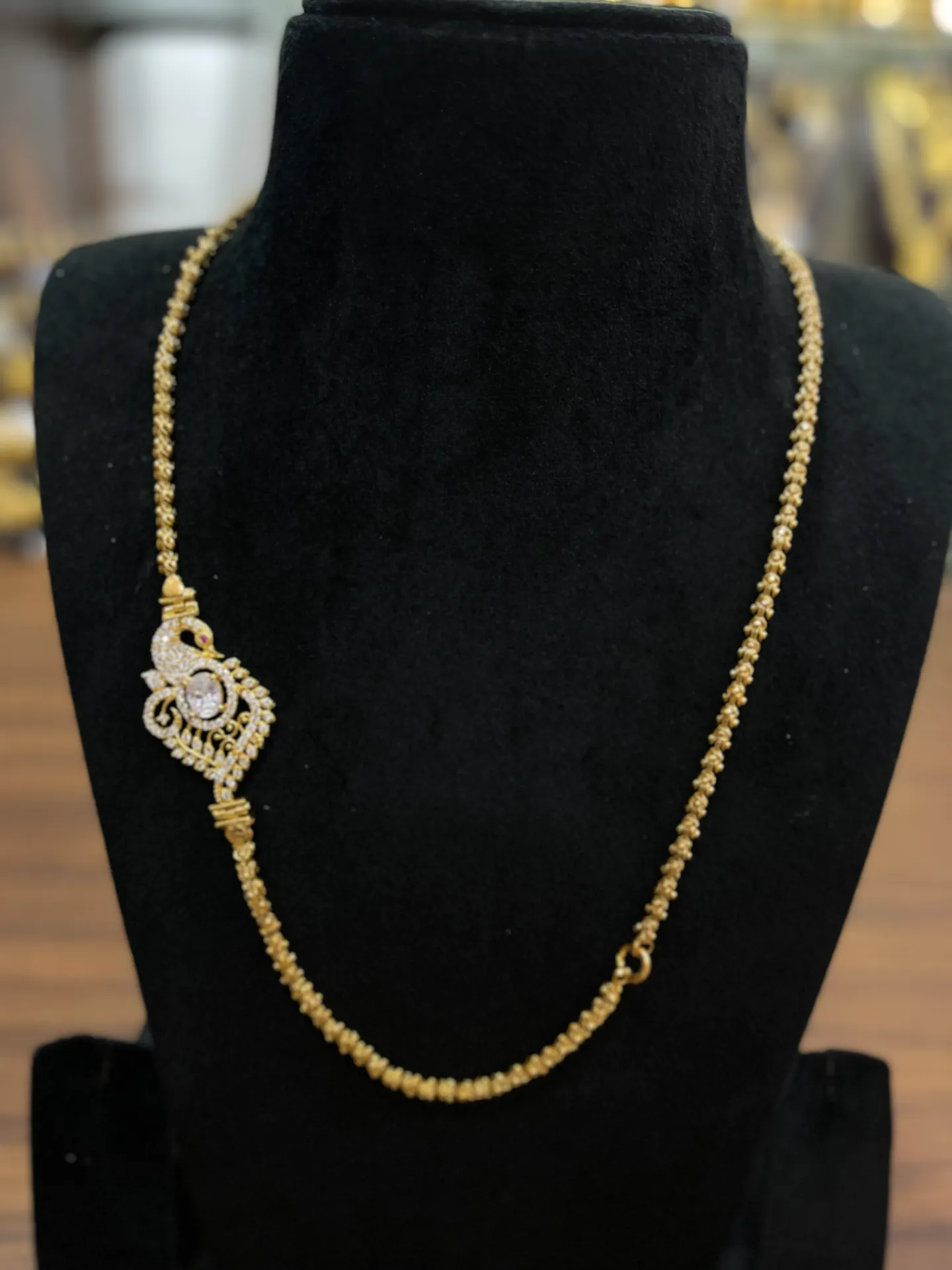 [MGP 08] Exquisite Mogappu Necklaces | Traditional Side Pendant Chains MGP 08