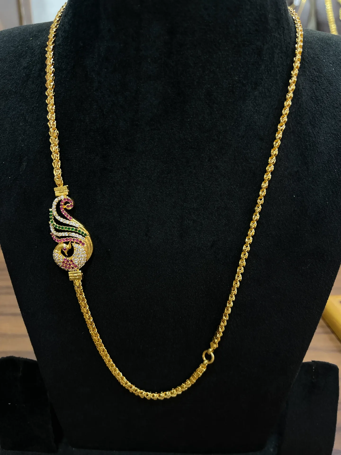 [MGP 12] Exquisite Mogappu Necklaces | Traditional Side Pendant Chains MGP 12