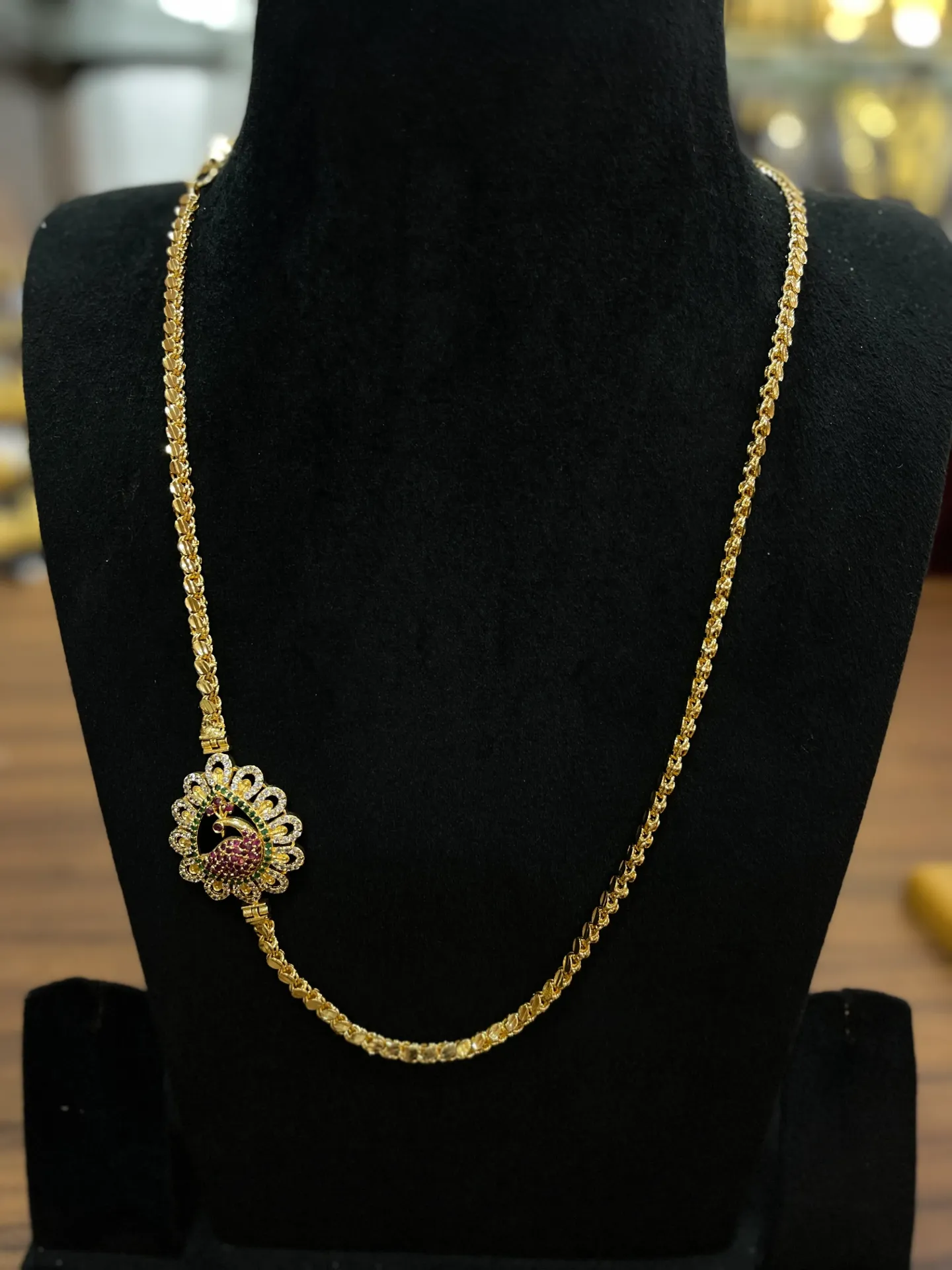 Exquisite Mogappu Necklaces | Traditional Side Pendant Chains MGP 16